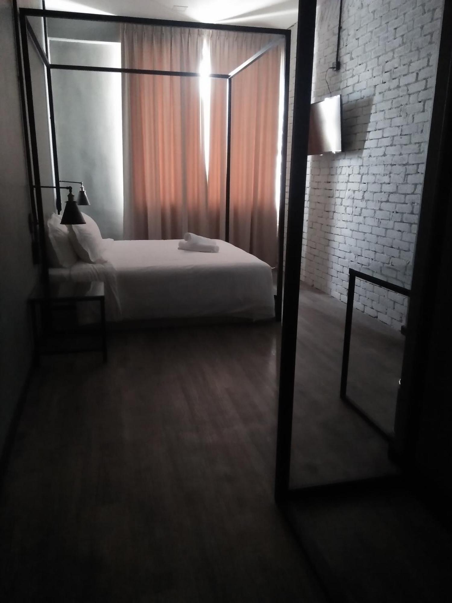 68 Boutique Hotel Sitiawan Exterior photo