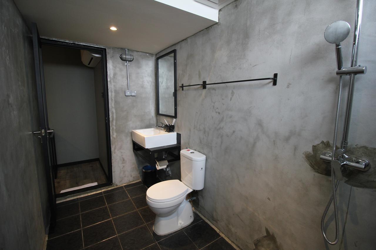 68 Boutique Hotel Sitiawan Exterior photo